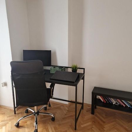 Comfy Center Apartment Skopje Eksteriør bilde