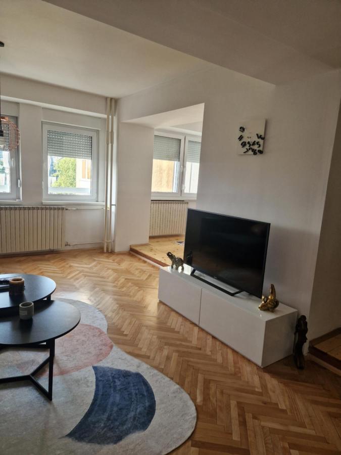 Comfy Center Apartment Skopje Eksteriør bilde