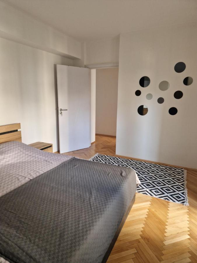 Comfy Center Apartment Skopje Eksteriør bilde